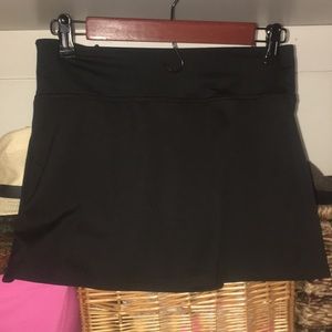 black tennis skirt